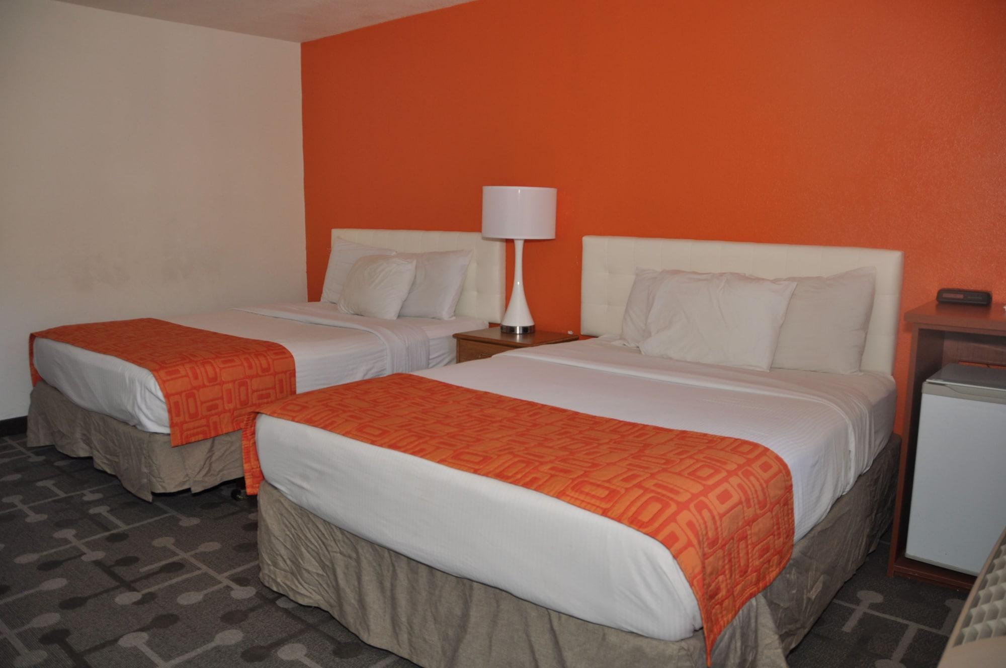 Howard Johnson By Wyndham Roseburg Exterior photo